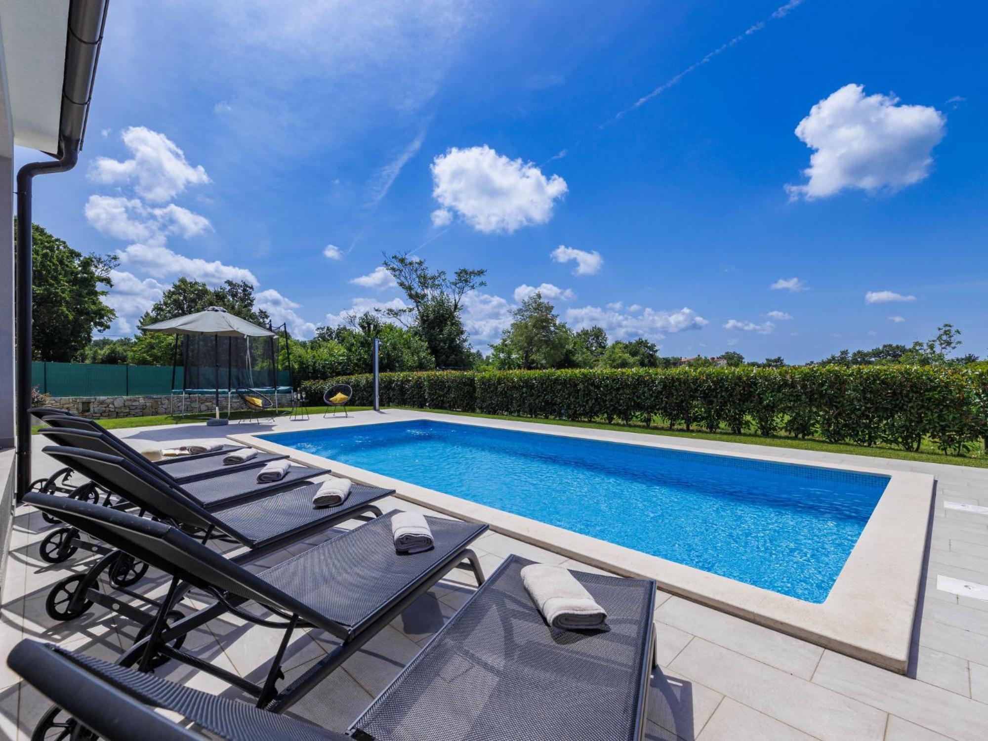 Holiday Home Villa Veli Vrt By Interhome Zminj ภายนอก รูปภาพ