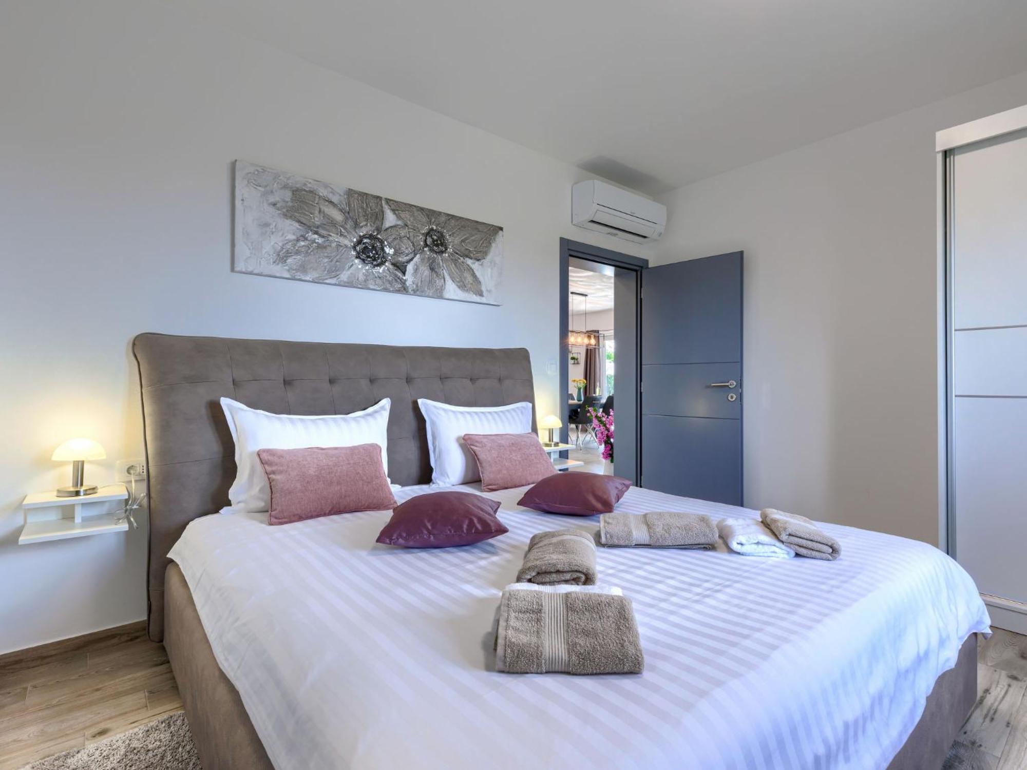 Holiday Home Villa Veli Vrt By Interhome Zminj ภายนอก รูปภาพ
